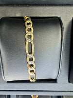 Load image into Gallery viewer, 14k Figaro Bracelet