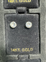 Load image into Gallery viewer, 14K Round Stud Earring Medium