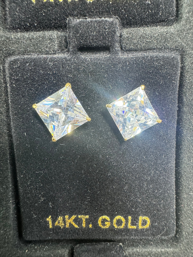 14K Square Stud Earring Large